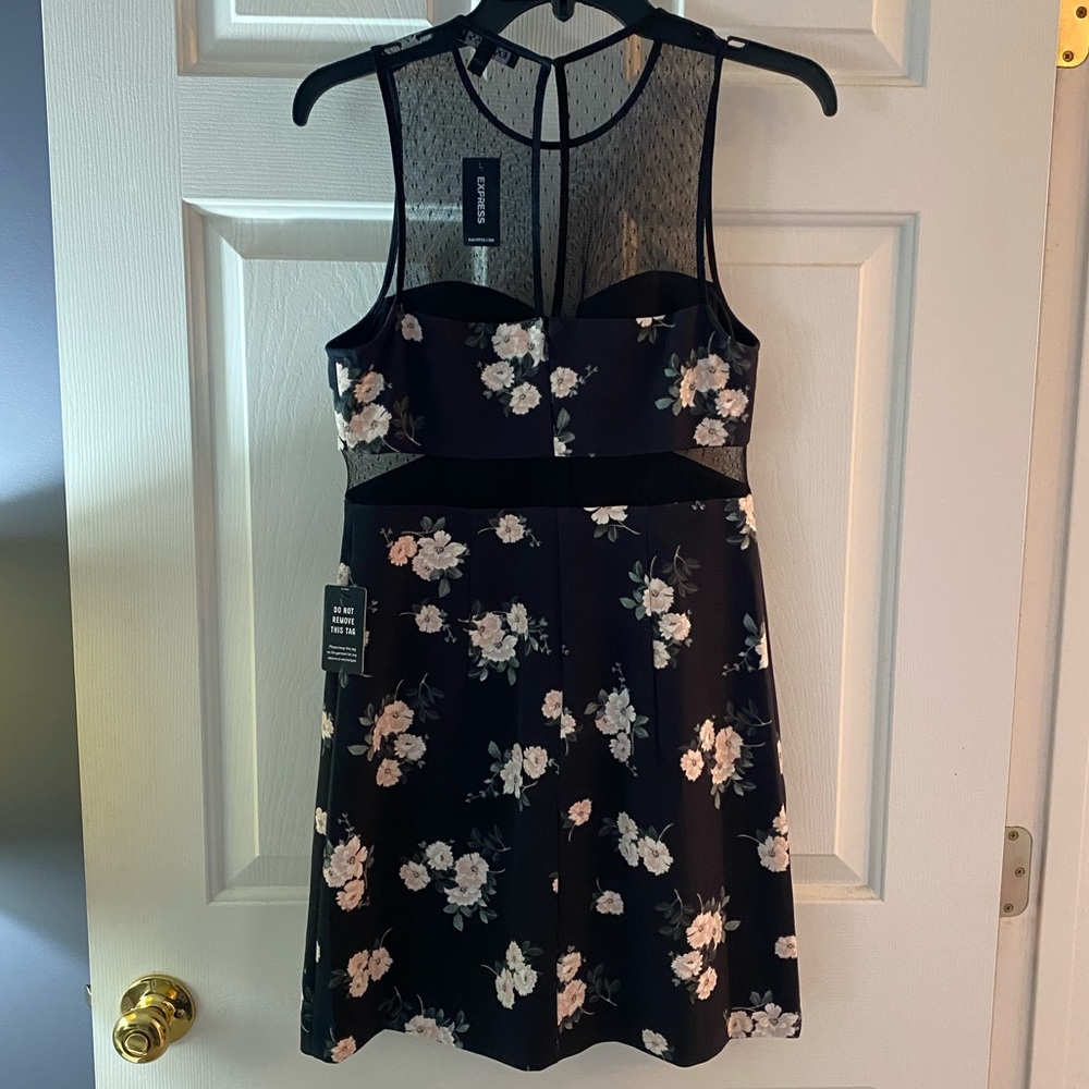 EXPRESS DRESS, black floral, 6